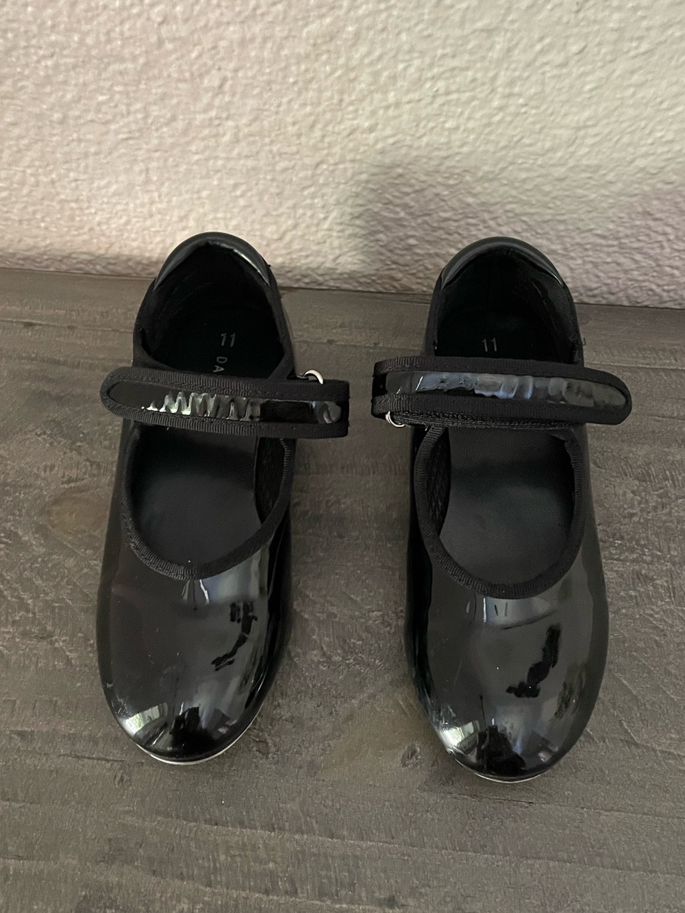 Danskin black tap shoes